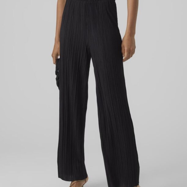 Preţ VERO MODA Pantaloni  negru