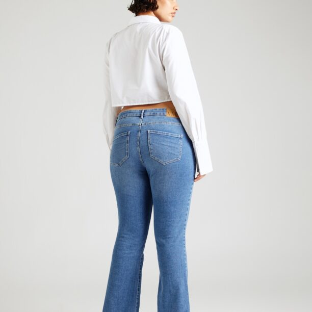 Cumpăra Vero Moda Curve Jeans 'VMCSHEILA'  albastru denim