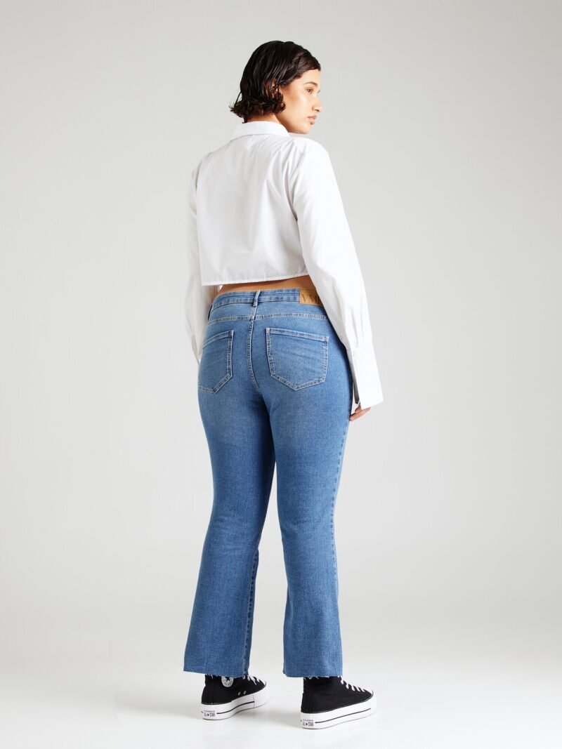 Cumpăra Vero Moda Curve Jeans 'VMCSHEILA'  albastru denim