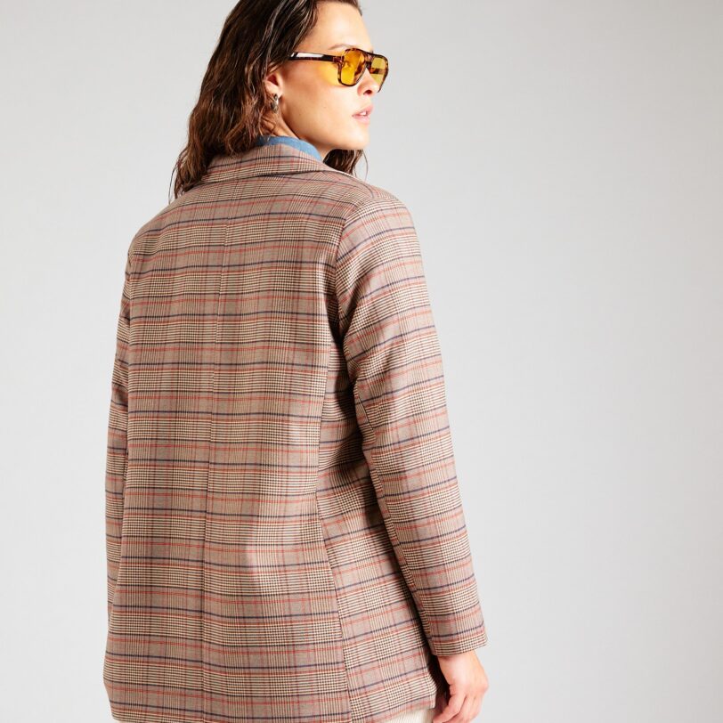 Vero Moda Curve Sacou  bej închis / albastru / roșu preţ
