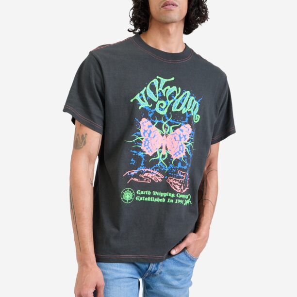 Volcom Tricou 'DIABOLICAL INHERITANCE'  opal / gri metalic / verde deschis / roșu pepene