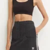 adidas Originals fusta culoarea negru