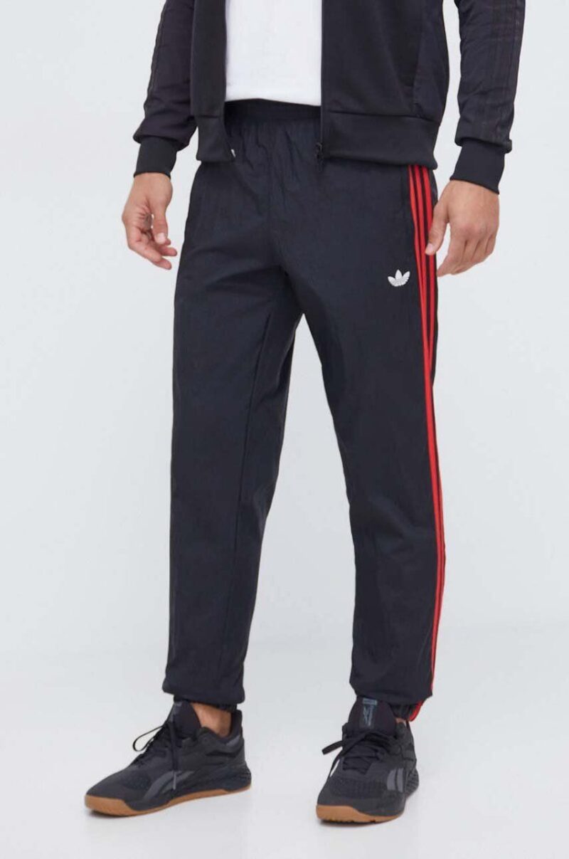 adidas Originals pantaloni barbati