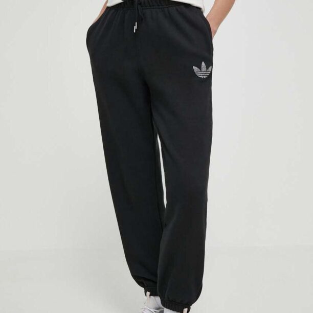 adidas Originals pantaloni de bumbac culoarea negru