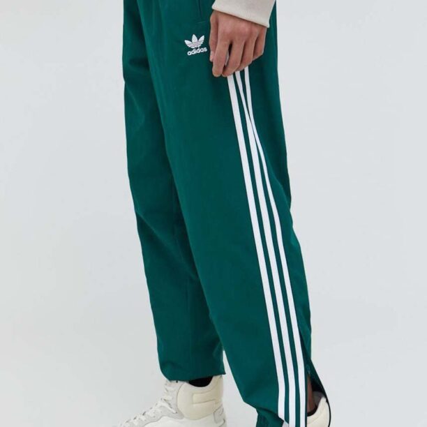 adidas Originals pantaloni de trening Adicolor Woven Firebird Track top culoarea verde