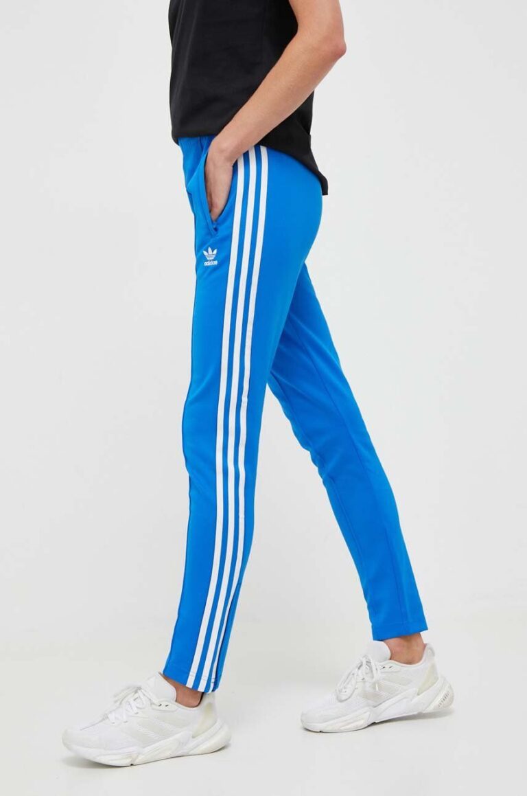 adidas Originals pantaloni de trening cu imprimeu  IL8817