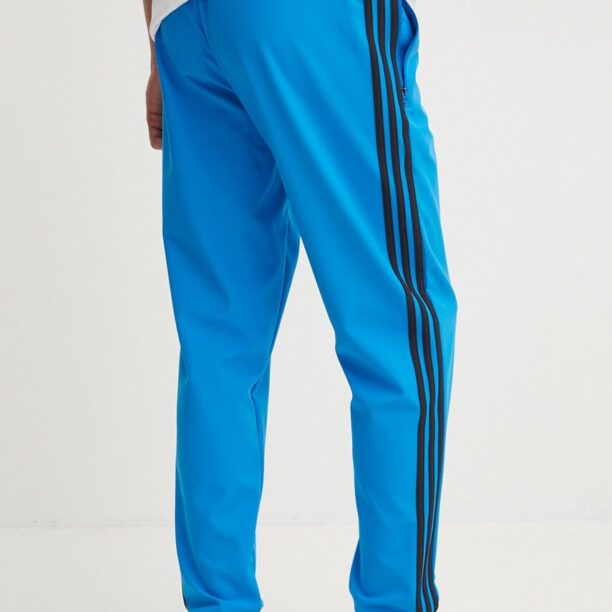 adidas Originals pantaloni de trening cu imprimeu  IM9881 preţ