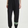 adidas Originals pantaloni de trening culoarea negru