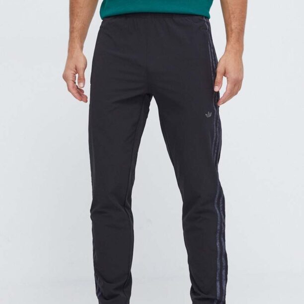 adidas Originals pantaloni de trening culoarea negru