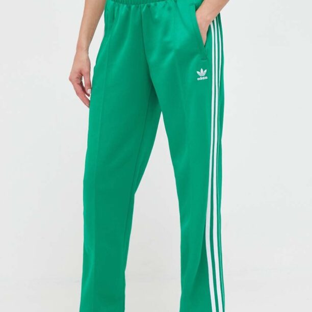 adidas Originals pantaloni de trening culoarea verde