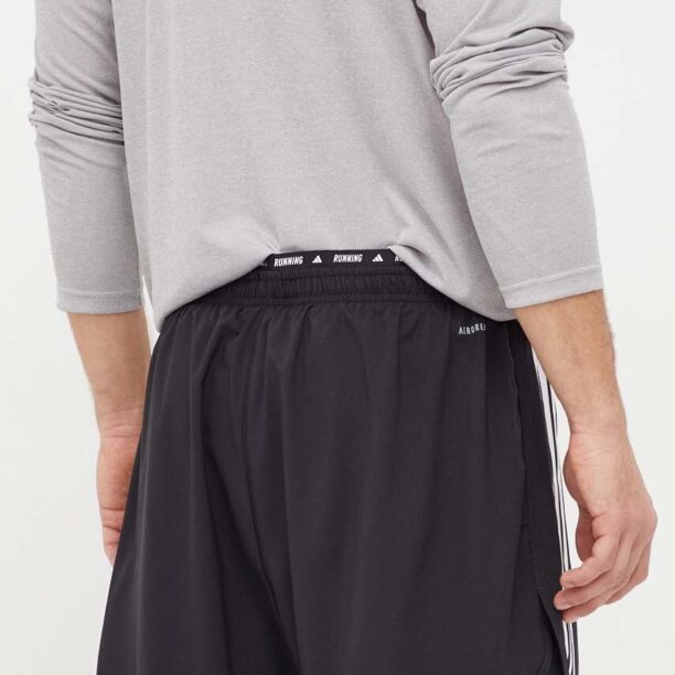 adidas Performance pantaloni scurți de alergare Own The Run culoarea negru IQ3808 preţ