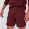 adidas Performance pantaloni scurți de antrenament Base culoarea bordo