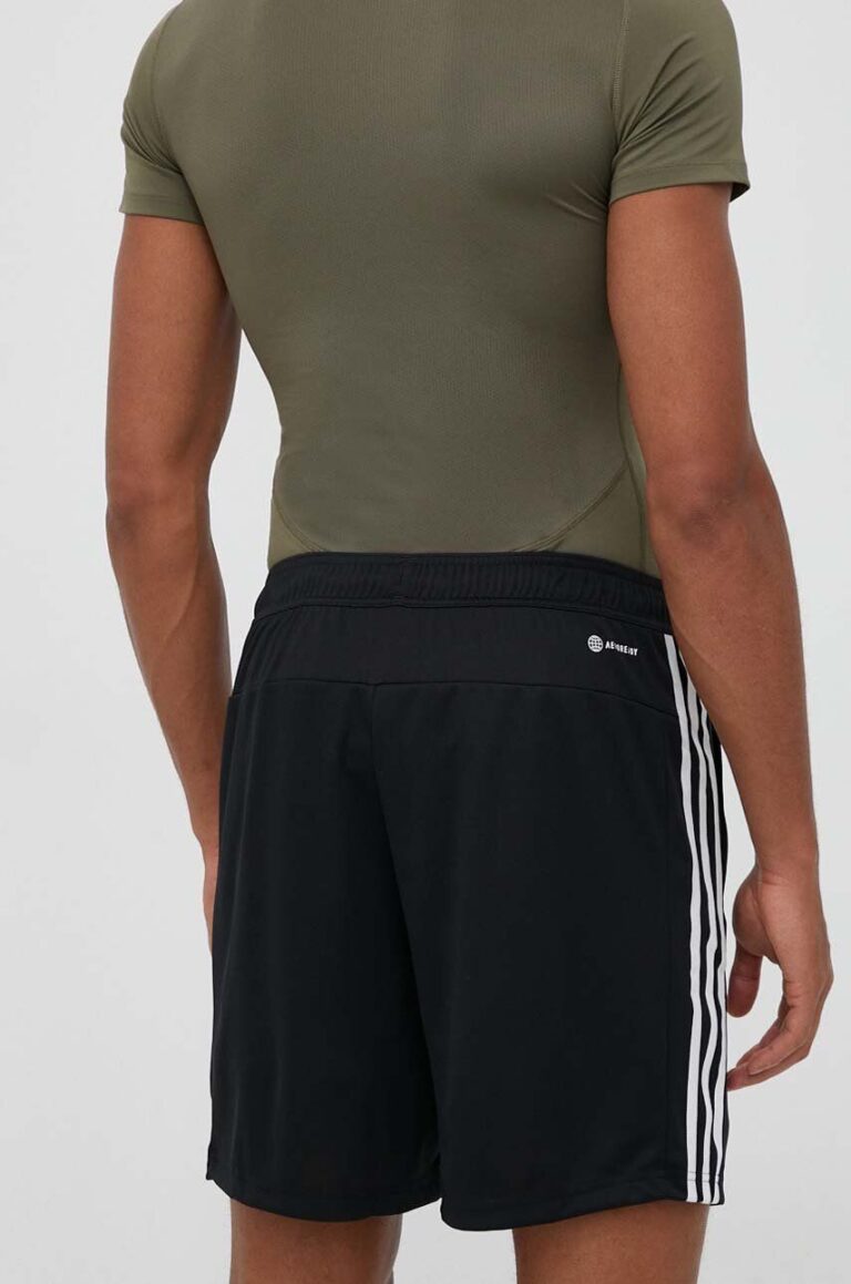 adidas Performance pantaloni scurți de antrenament Train Essentials culoarea negru preţ