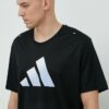 adidas Performance tricou de alergare Run Icons culoarea negru