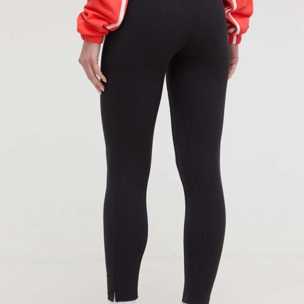 culoarea negru