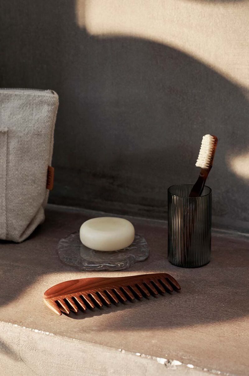 ferm LIVING pieptene Cairn Comb preţ