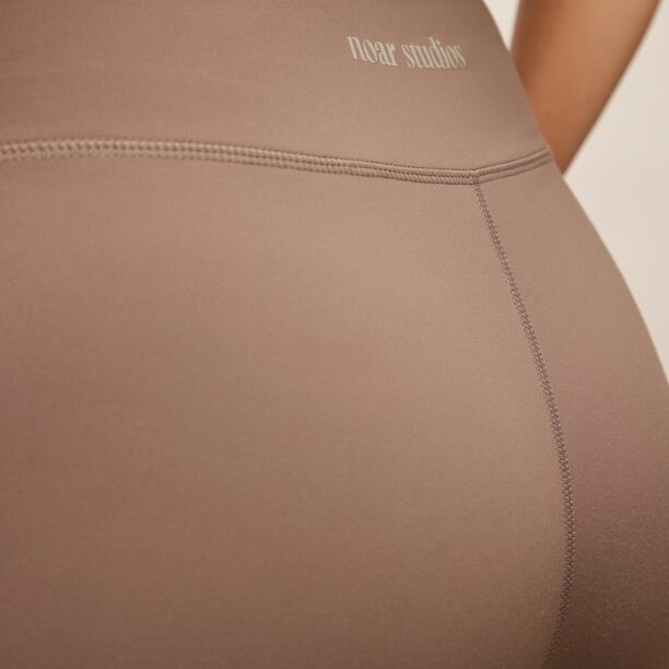 Preţ noar studios Leggings  gri taupe