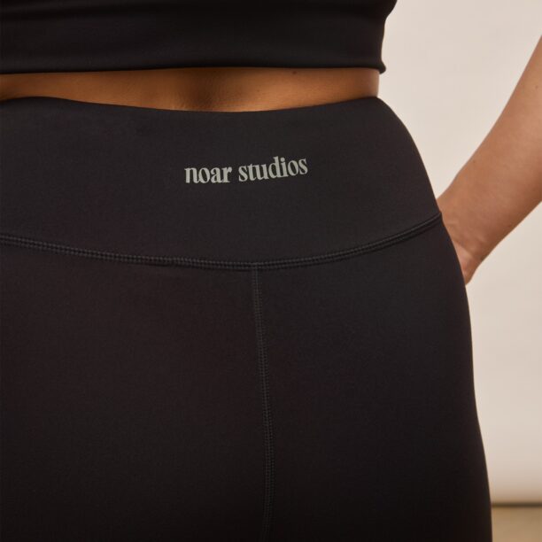 Preţ noar studios Leggings  negru