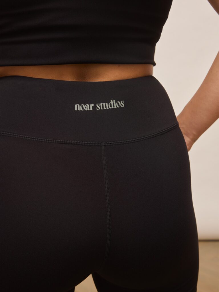 Preţ noar studios Leggings  negru