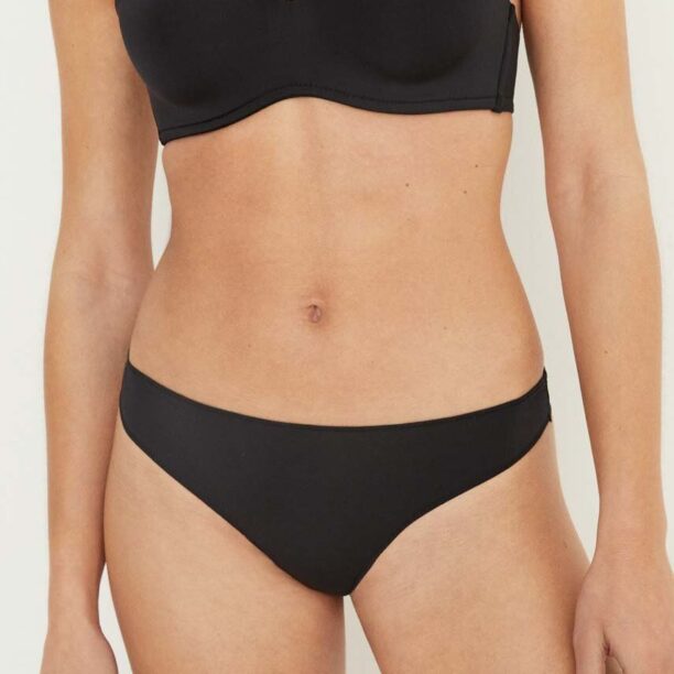 women'secret tanga culoarea negru