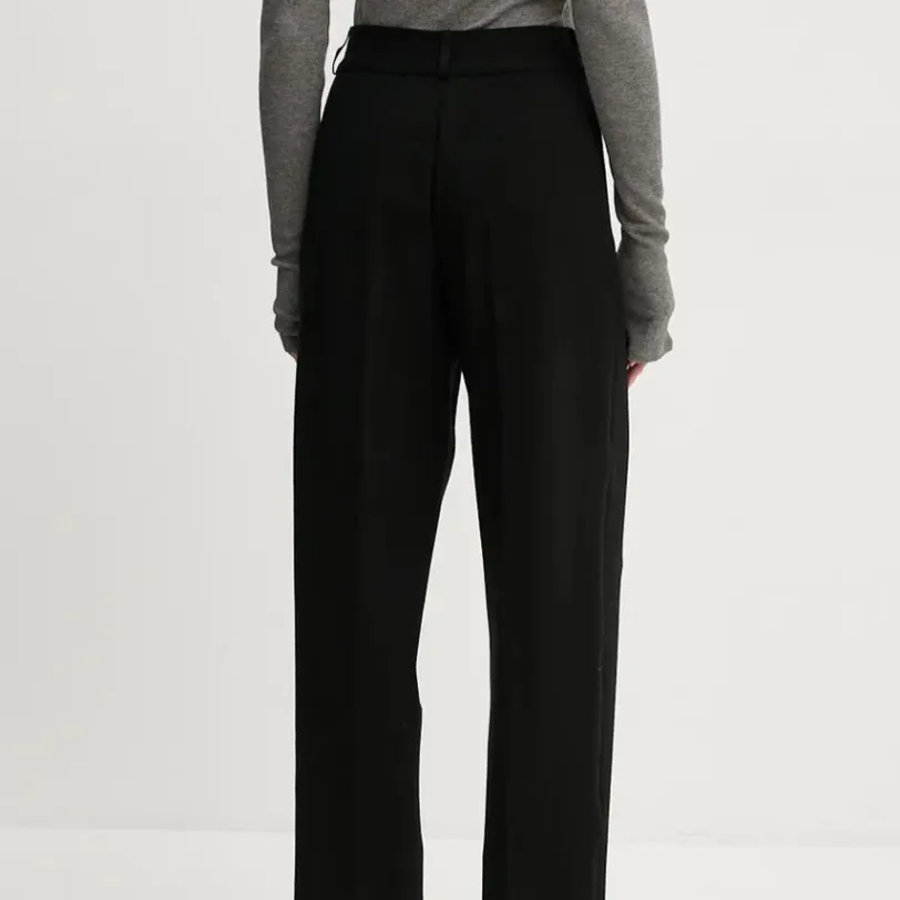 culoarea negru