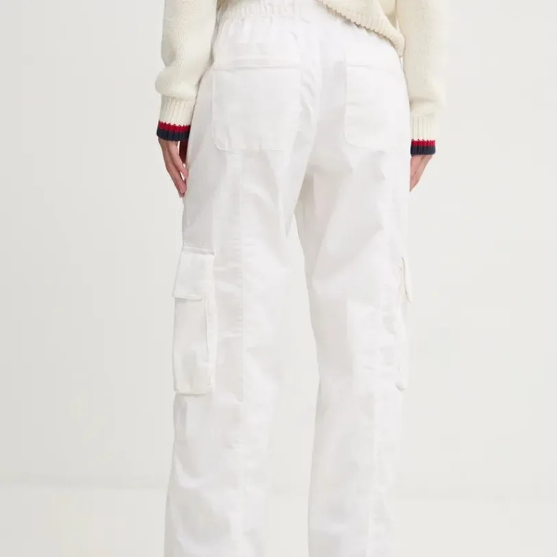 culoarea bej