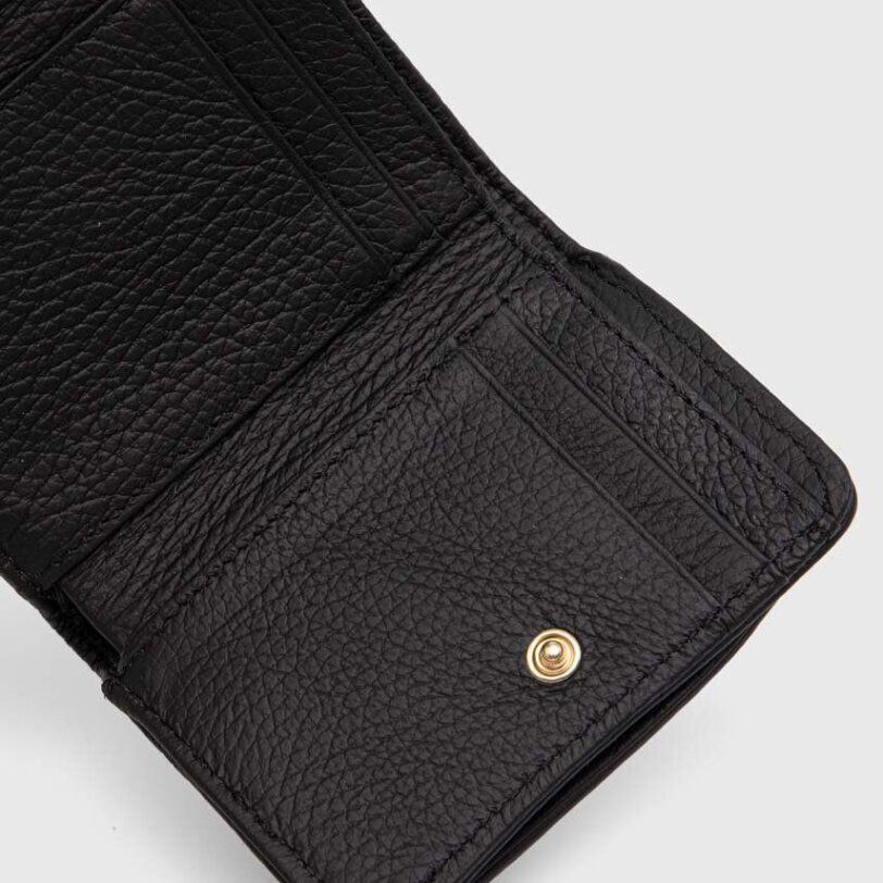 culoarea negru
