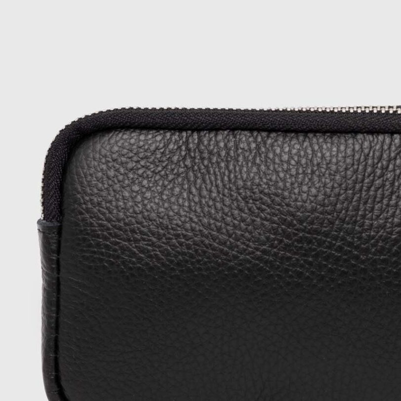 culoarea negru