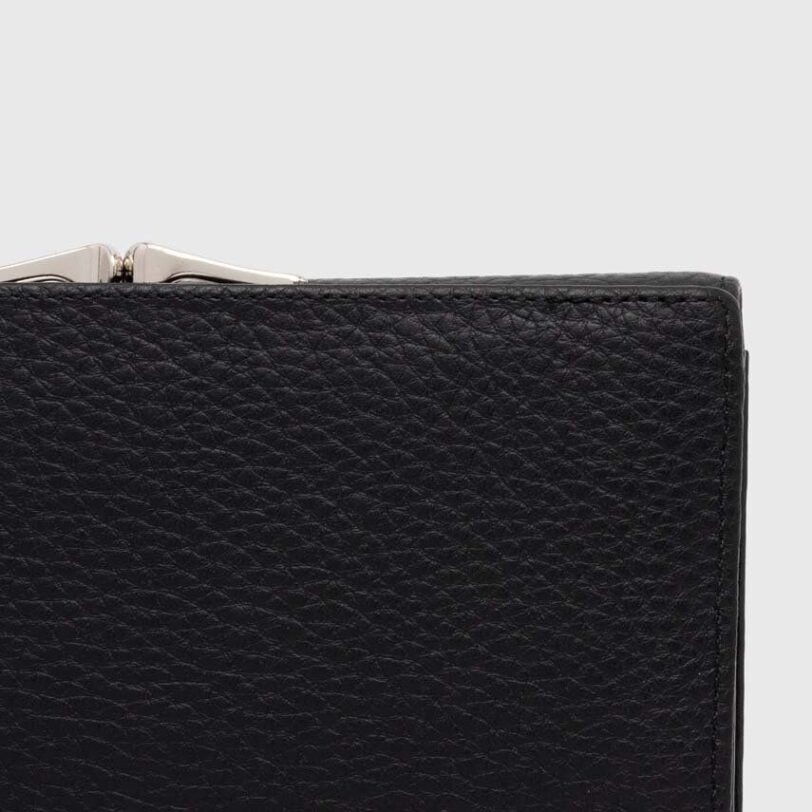 culoarea negru