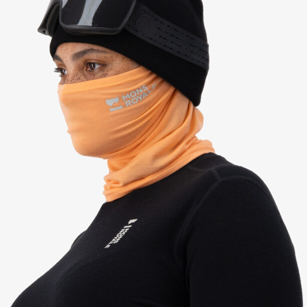 Bandana multifunctionala Mons Royale Daily Dose Merino Flex 200 Neckwarmer - punch preţ