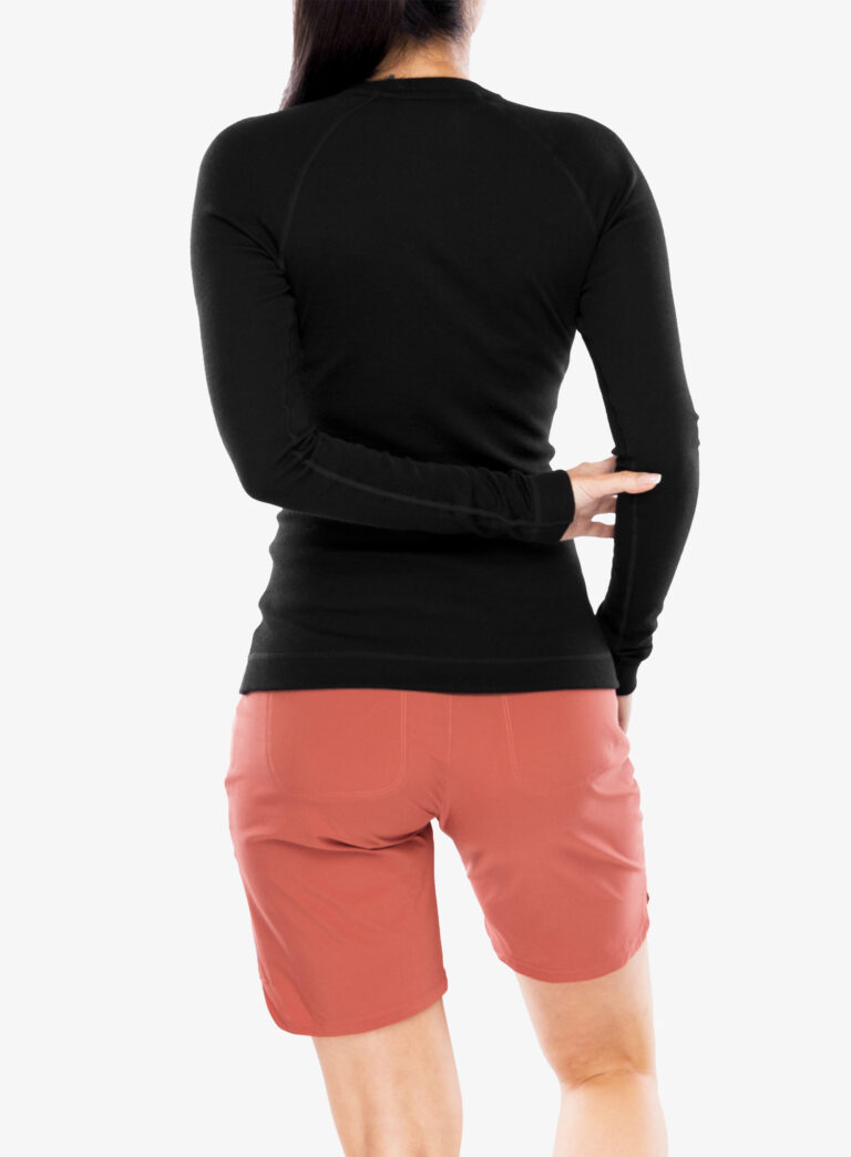 Cumpăra Bluza de corp femei SmartWool Merino 250 Baselayer Crew - black