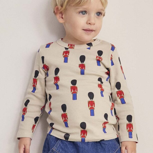 Bobo Choses longsleeve din bumbac pentru bebeluși Little Tin Soldier culoarea bej