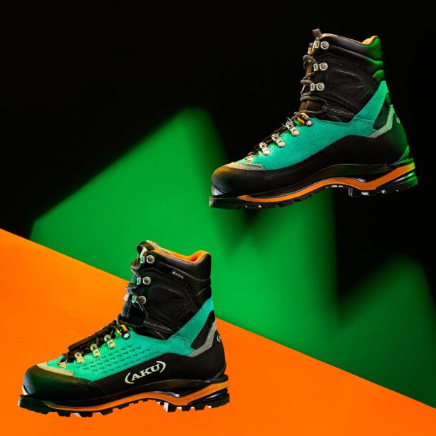 Bocanci alpinism AKU Hayatsuki GTX - mint/black preţ