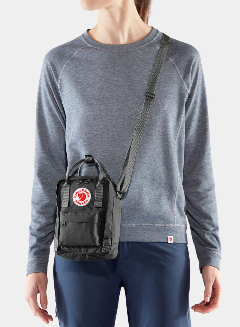 Preţ Borsetă Fjallraven Kanken Sling - graphite