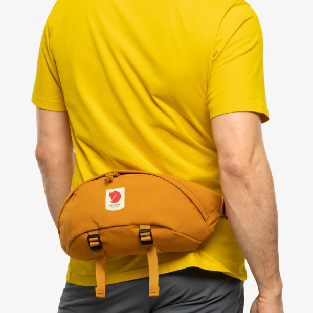 Preţ Borsetă de sold Fjallraven Ulvo Hip Pack Large - red gold