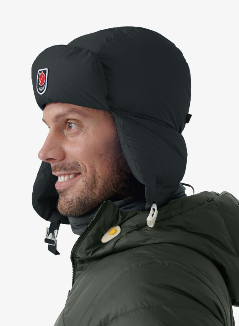 Căciulă de iarna Fjallraven Expedition Down Heater - black preţ