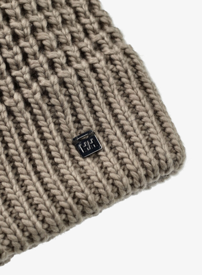 Preţ Căciulă de iarna femei Helly Hansen Snowfall Beanie - mellow grey/cream