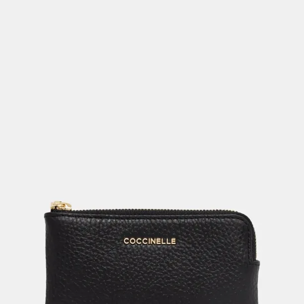 Coccinelle husa de chei din piele METALLIC SOFT culoarea negru