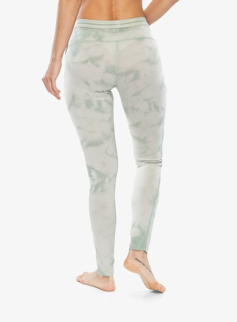 Colanti termici femei Icebreaker Merino 200 Oasis Leggings Cloud Dye - ashen/moss dk/cd preţ