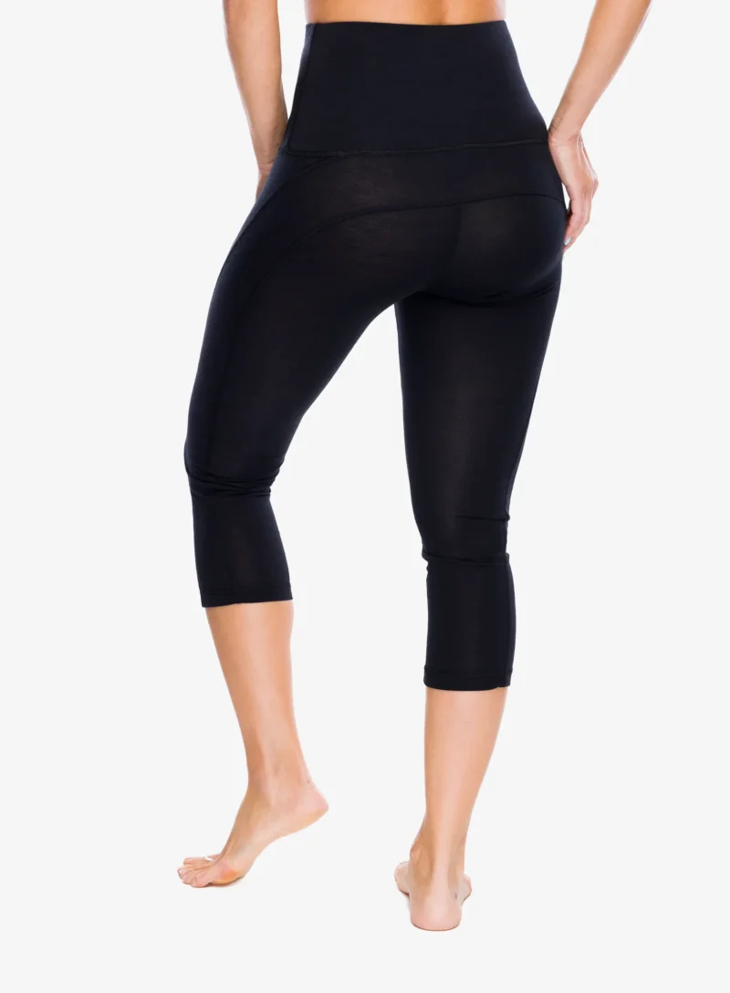 Colanti termici femei Super.natural Tundra175 Comfy Tight 3/4 - jet black preţ