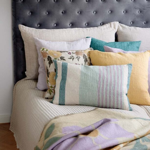 Cozy Living acoperire Carla Throw preţ