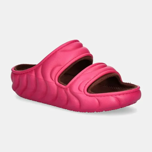 Crocs papuci Classic Cozzy Overpuff Sandal culoarea roz