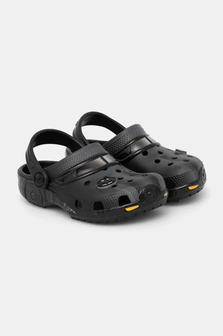 Crocs slapi copii CLASSIC BATMAN BATMOBILE CLOG culoarea negru