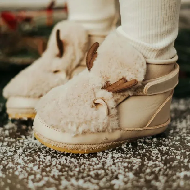 Donsje incaltaminte din piele pentru bebelusi Richy Booties Reindeer culoarea bej