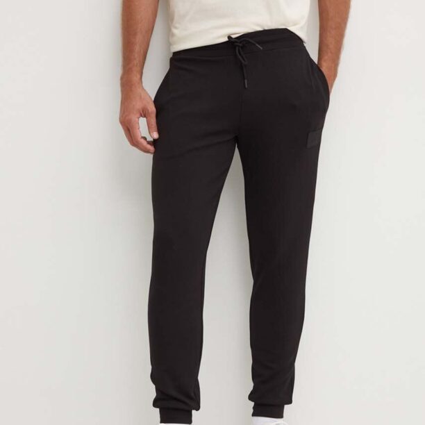 EA7 Emporio Armani pantaloni de trening culoarea negru