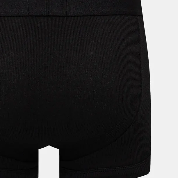 culoarea negru