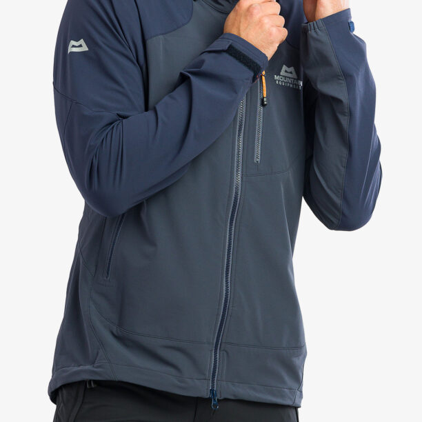 Preţ Geaca Softshell Mountain Equipment Frontier Hooded Jacket - ombre blue/cosmos