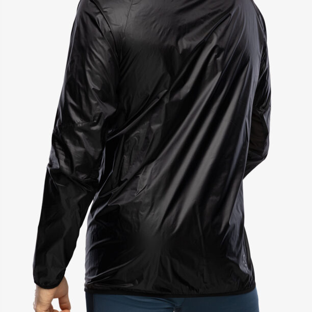 Geaca alergare  On Running Zero Jacket - black preţ