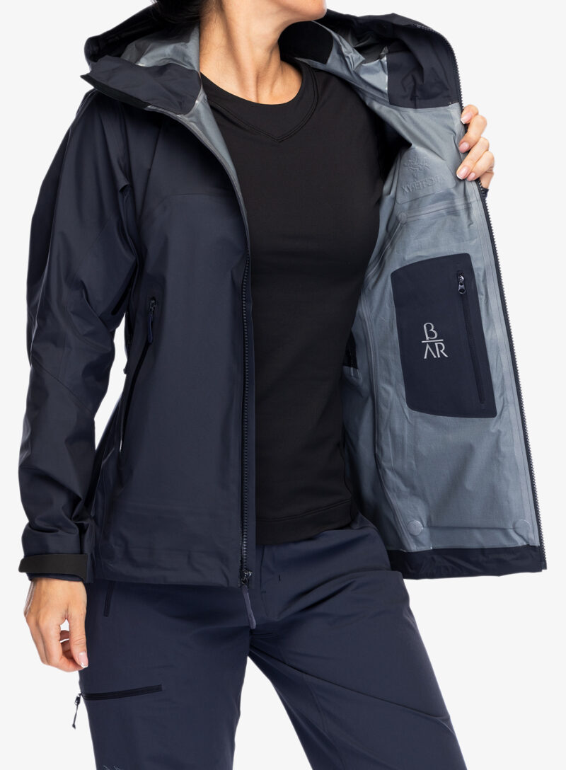 Preţ Geaca de munte femei Arcteryx Beta AR Jacket Stormhood - black sapphire