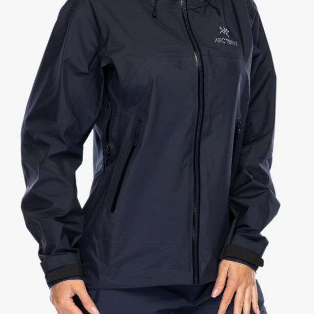 Geaca de munte femei Arcteryx Beta AR Jacket Stormhood - black sapphire